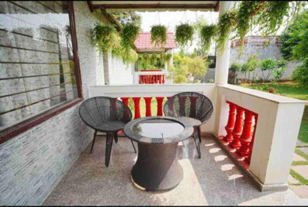 Villa Achal Farm जंगल में मंगल Gurgaon Esterno foto